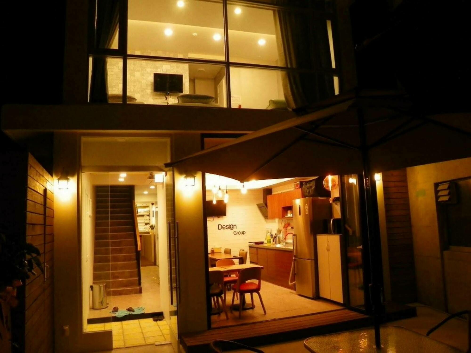 Feliz Casa Hotel Seoel Buitenkant foto